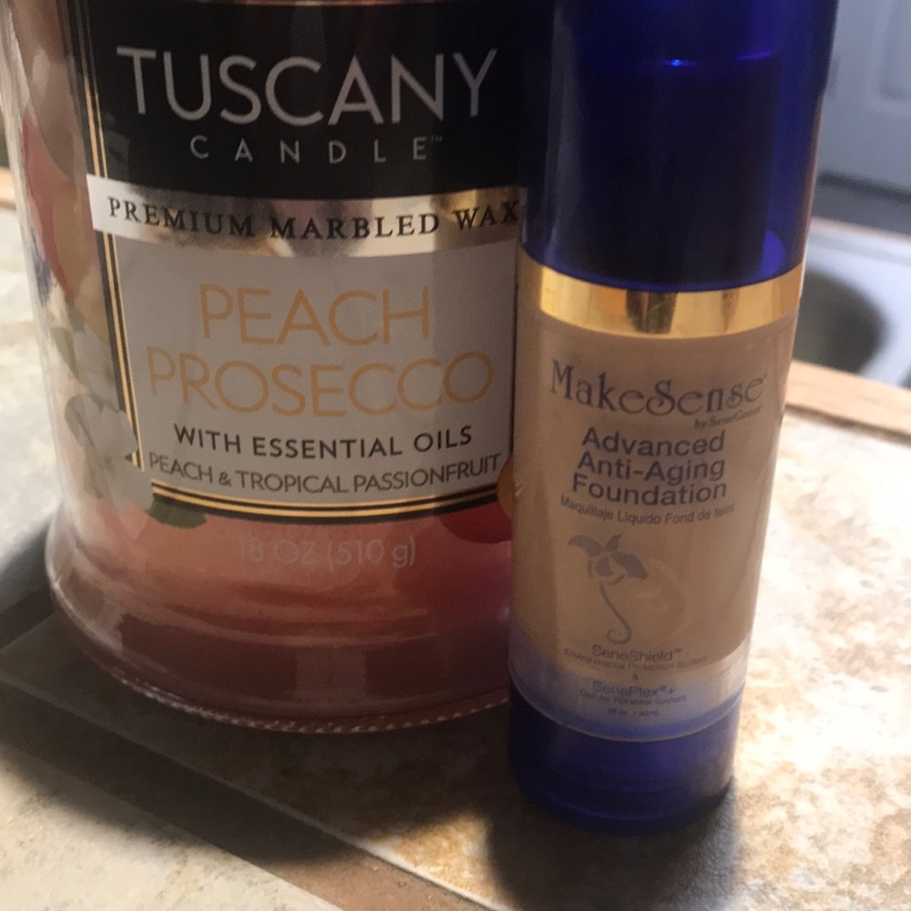 Senegence Advanced Anti Aging Foundation in Dewy